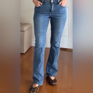 Cosmic Blue Love Classic Blue Straight Leg Jeans in size 29 EUC